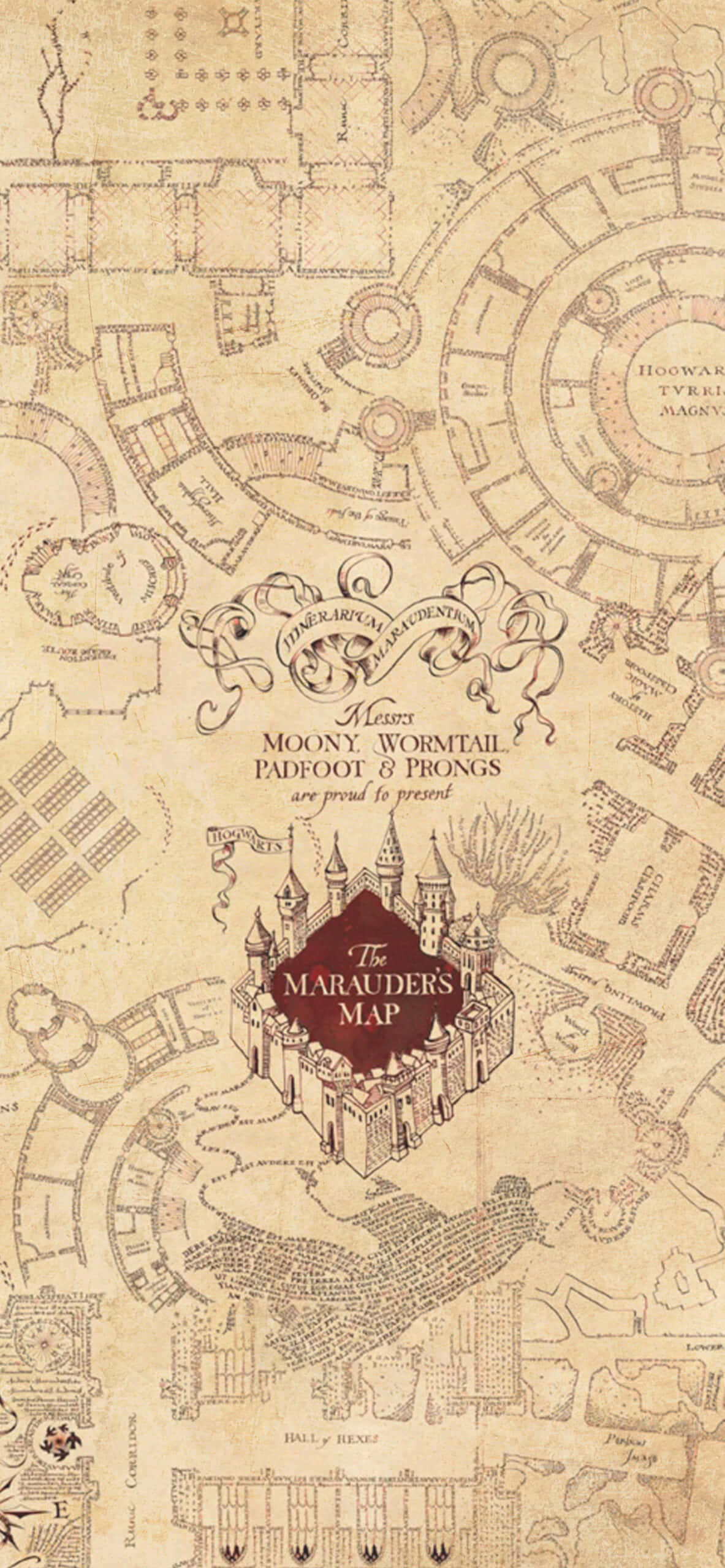 Marauders Map 桌布 壁紙 — 一張霍格華茲學校的古老羊皮紙地圖，帶有複雜的手繪細節和中央的紅色鑽石，上面有劫盜地圖的標題。