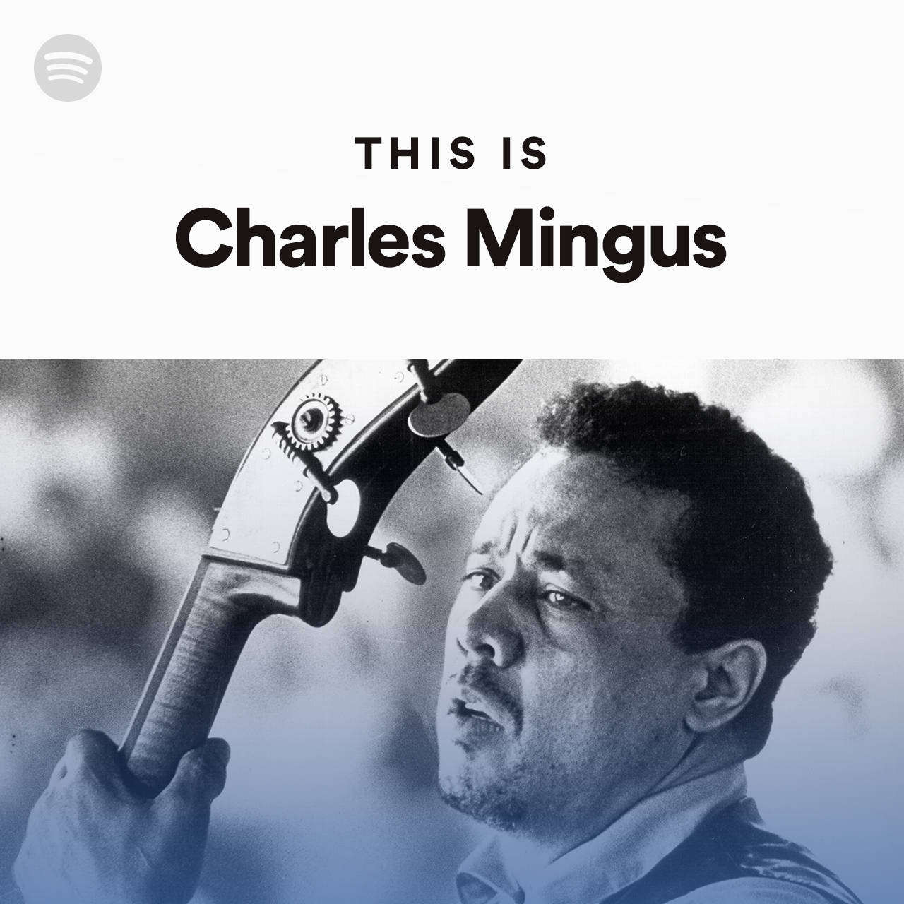 Album Cover 桌布 壁紙 — 一張黑白肖像，爵士音樂家Charles Mingus專注地抱著低音提琴。