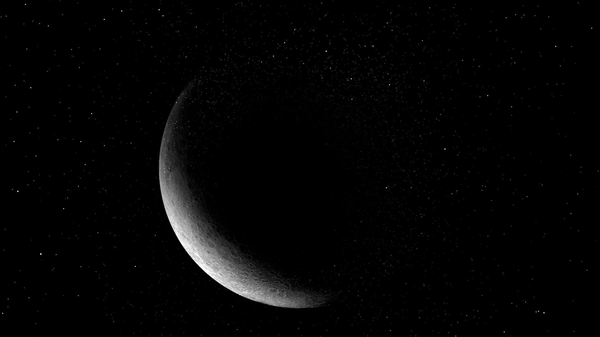 Crescent Moonlit Horizon – Cosmic Serenity in Deep Space 壁紙 — 一彎新月帶有隕石坑，在深空的星場中柔和發光。