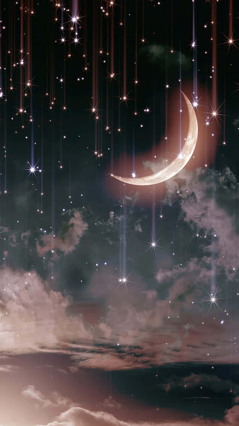 Moon And Stars iPhone 桌布 壁紙 — 一彎新月柔和地發光，閃爍的星星如雨般穿過暮色雲層傾瀉而下。