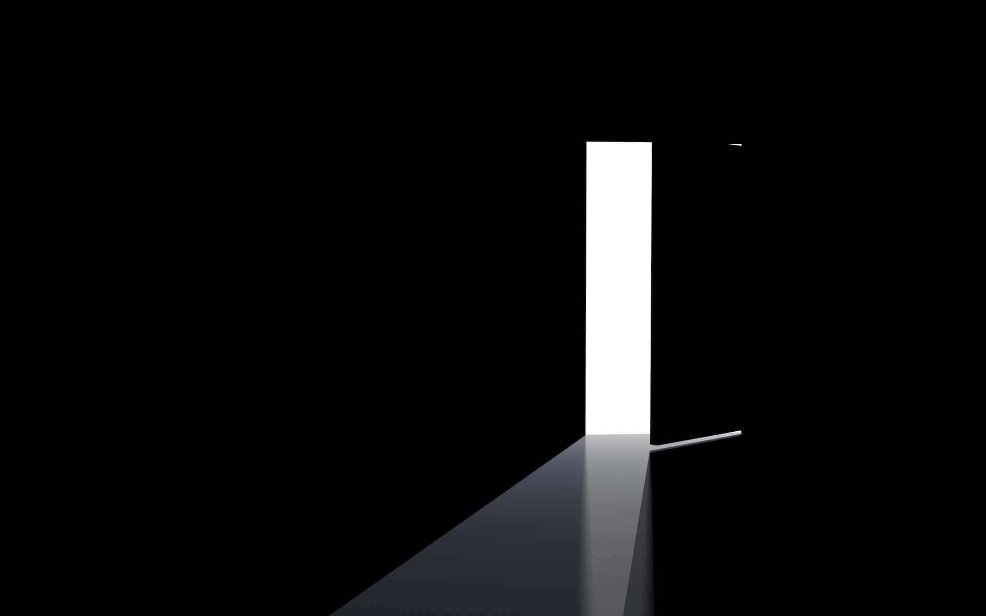 Open Door 桌布 壁紙 — 一扇發光的白色長方形門在絕對黑暗中半開著，將一道銳利的光束投射到反光的地板上。