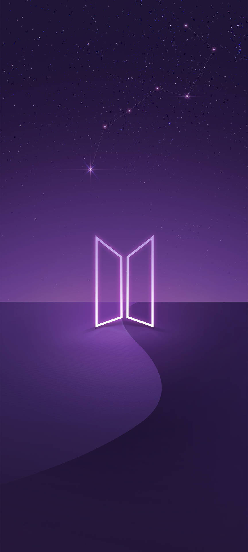 星光熠熠的夜空下，紫色小徑上的一扇發光門和一個星座。 — BTS標誌 壁紙