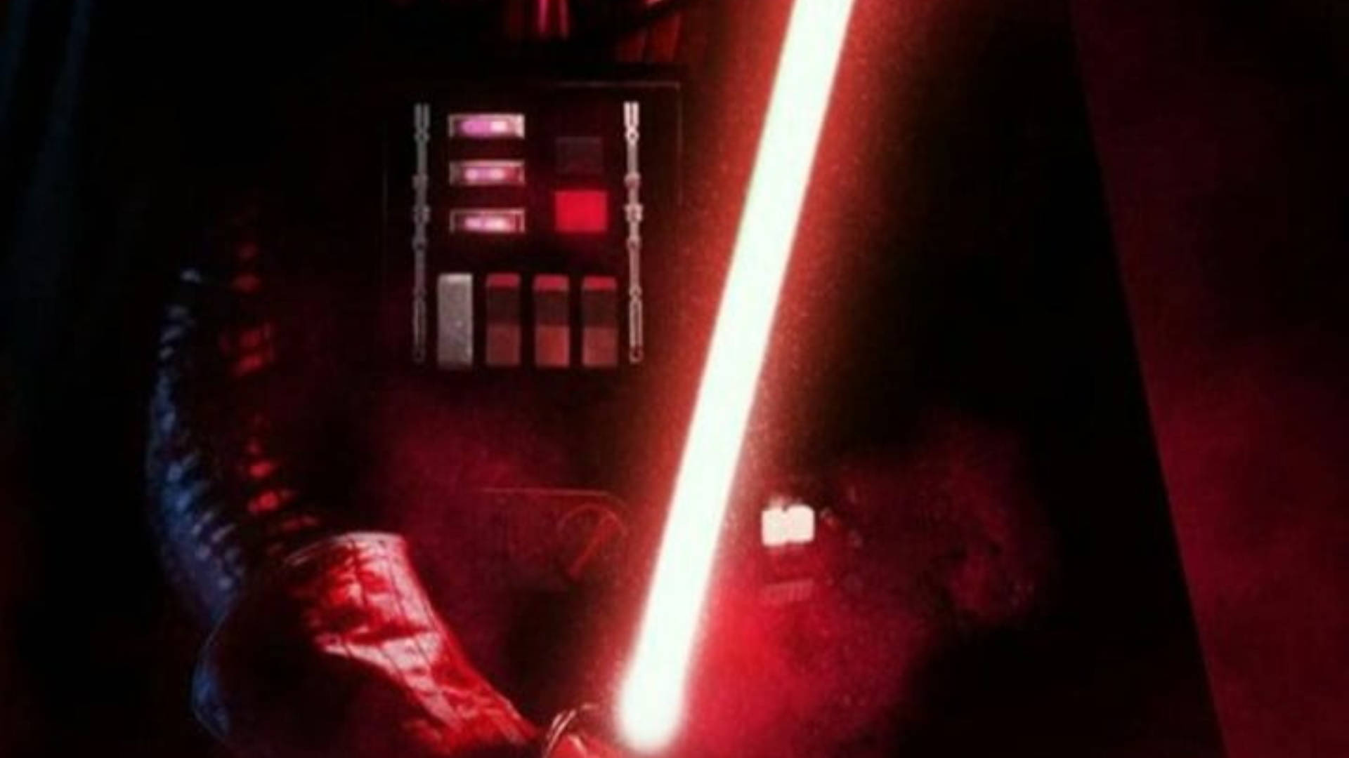 Star Wars Red 桌布 壁紙 — 一把帶有威脅性的紅色光劍在黑暗的房間中明亮地發光，房間內有控制面板和一個陰影中的人物。