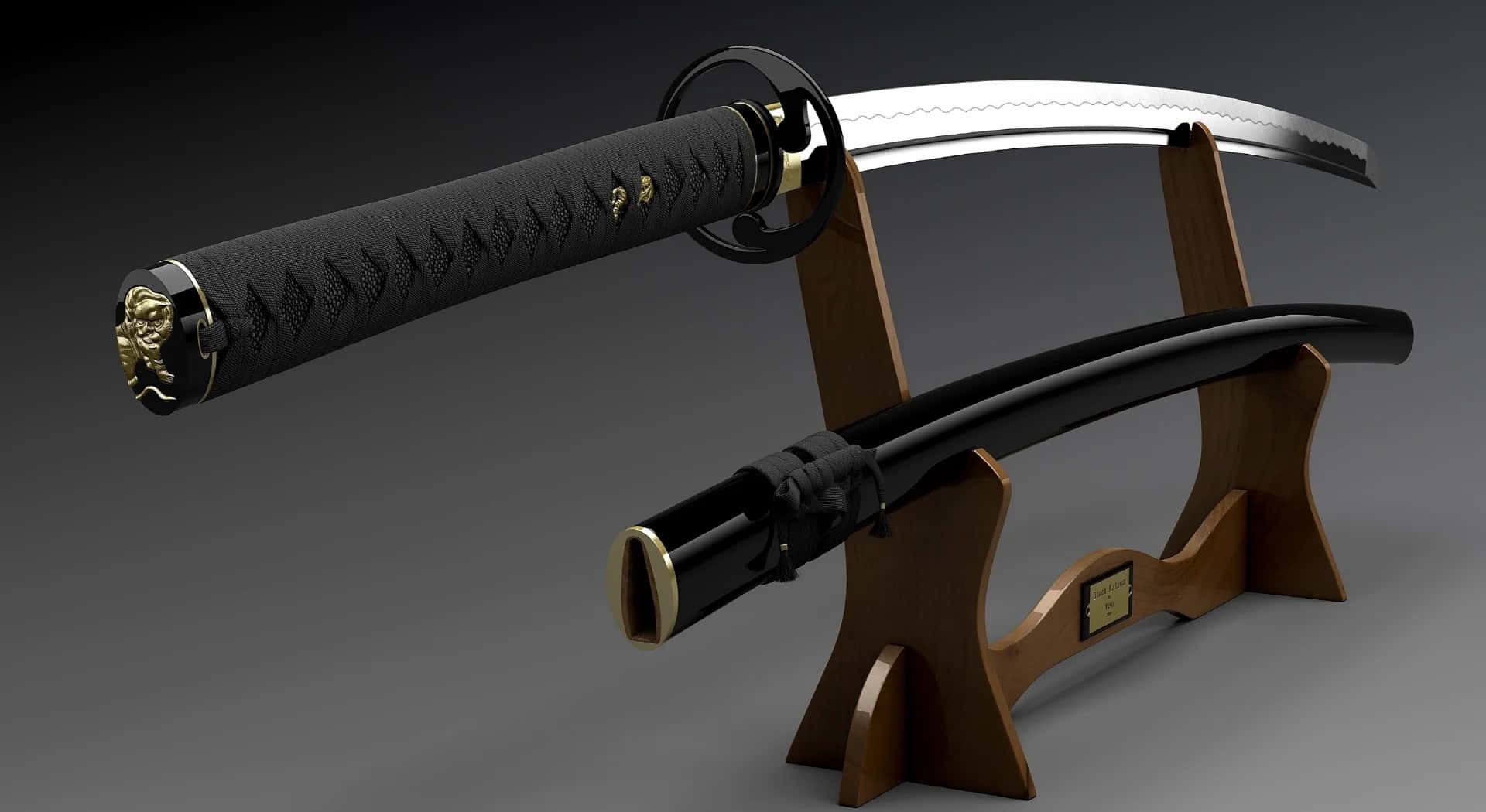 Samurai Sword 桌布 壁紙 — 一把流線型的刀和脇差展示在木製支架上，帶有黑色紋理握柄和金色裝飾，背景為深色漸變。