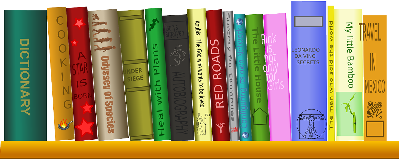 Books Clipart 桌布 壁紙 — 一排色彩繽紛的書籍，標題和封面各異，整齊地排列在木架上。