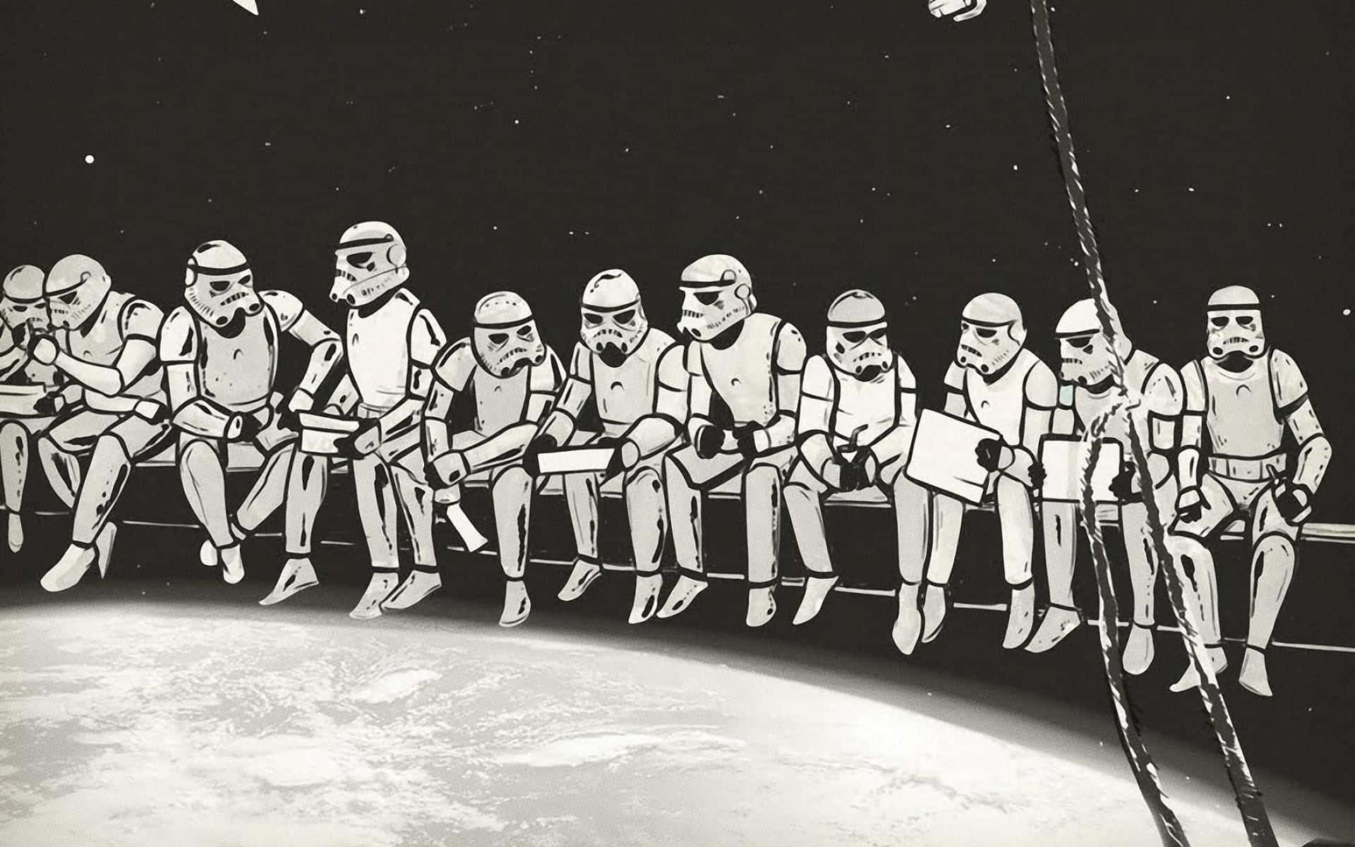 Star Wars Clone Troopers 桌布 壁紙 — 一排風暴兵耐心地坐在一個壁架上，俯瞰著星空下的一顆行星，呈現出鮮明的黑白對比。