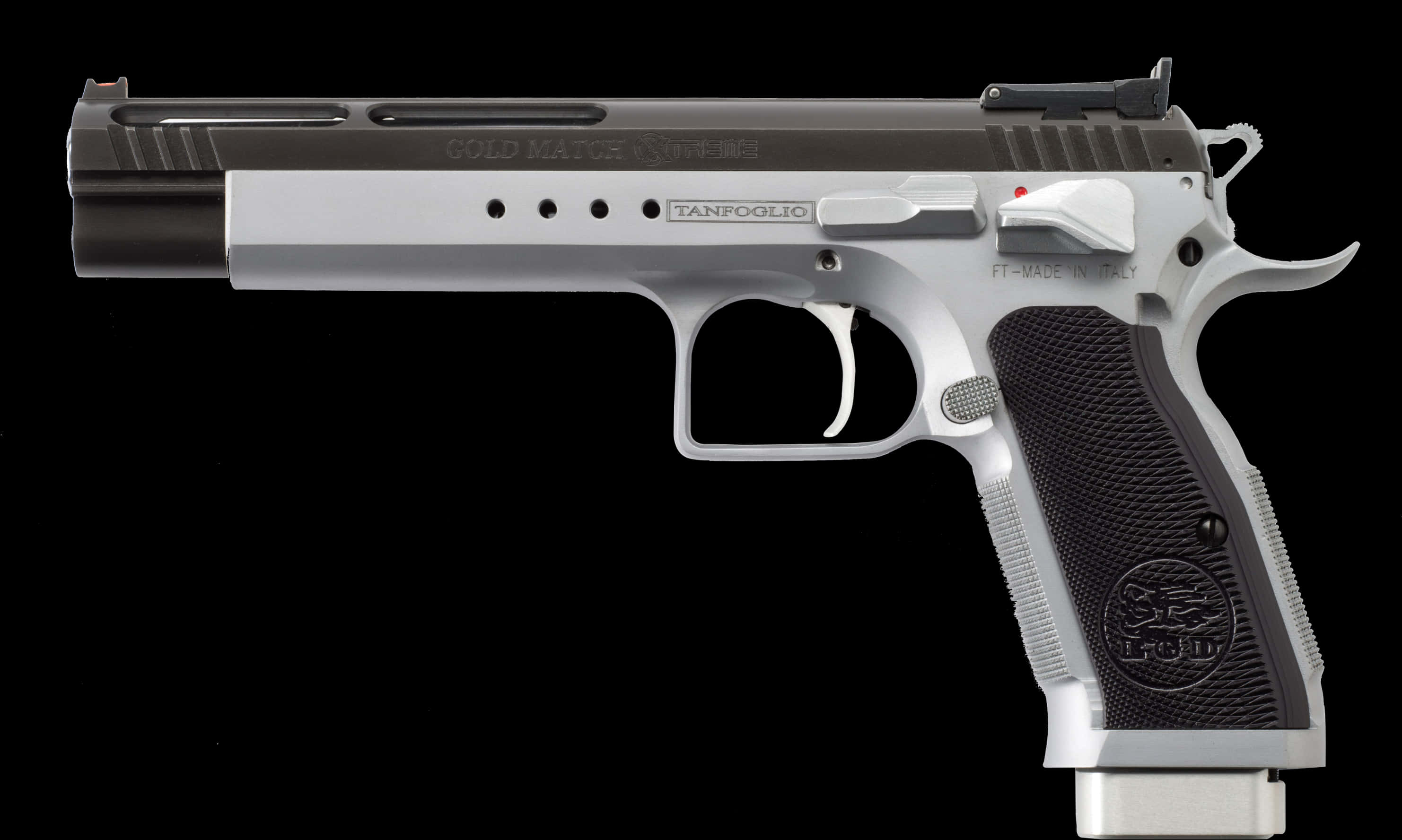 Weapons 桌布 壁紙 — 一支時尚的銀色Tanfoglio Gold Match手槍，帶黑色握把和槍管，在純黑色背景上孤立。