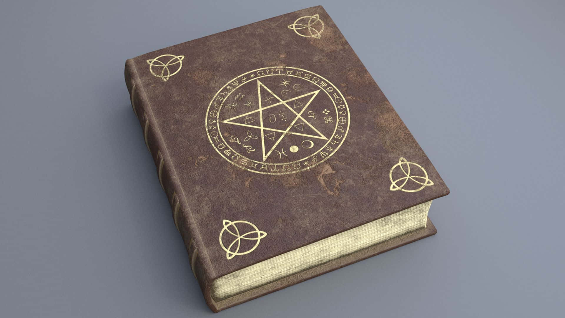 Grimoire 桌布 壁紙 — 一本古老的皮革裝訂書籍，帶有金色壓印的五角星和神秘符號，放置在樸素的灰色表面上。