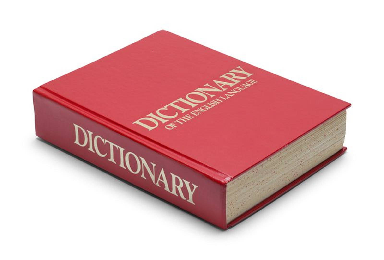 Dictionary 桌布 壁紙 — 一本紅色皮革封面的英語詞典，帶有金色字體，以四分之三角度放置在純白色背景上。