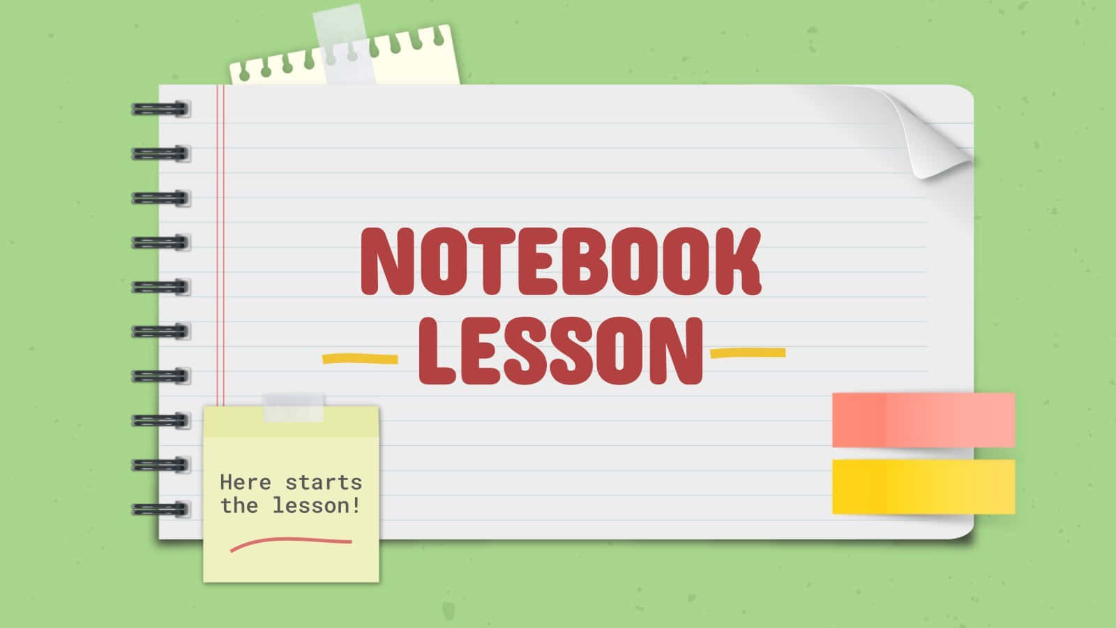 Powerpoint 桌布 壁紙 — 一本螺旋筆記本，上面有粗體紅色文字「NOTEBOOK LESSON」，還有一張便利貼寫著「這裡開始上課！」背景是淺綠色。