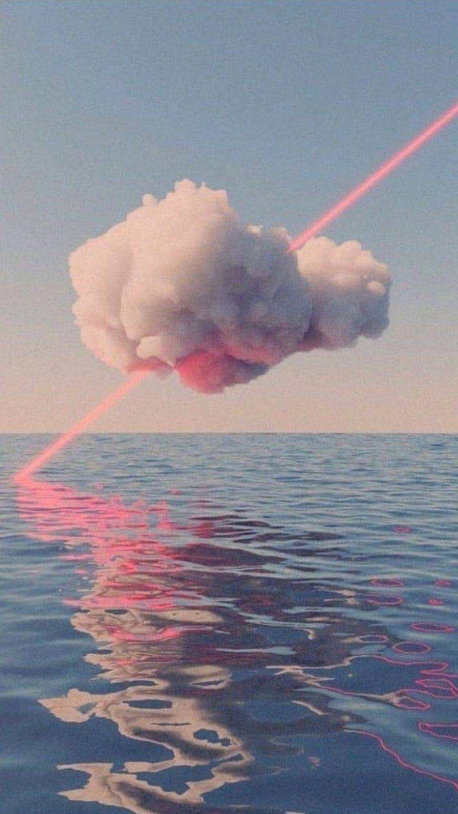 Aesthetic Cloud 桌布 壁紙 — 一朵超現實的雲漂浮在海洋上方，粉紅色雷射光束從雲中射出並反射在水面上。