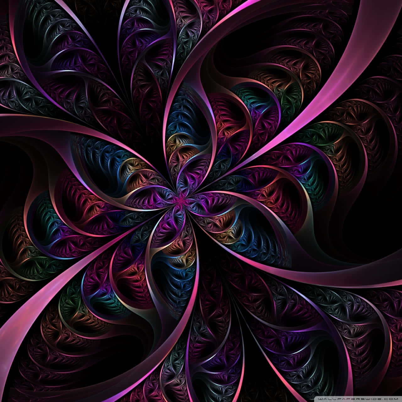 Trippy Galaxy 桌布 壁紙 — 一朵迷人的碎形花，帶有深紫、藍和粉紅色的漩渦花瓣，襯托黑色背景。