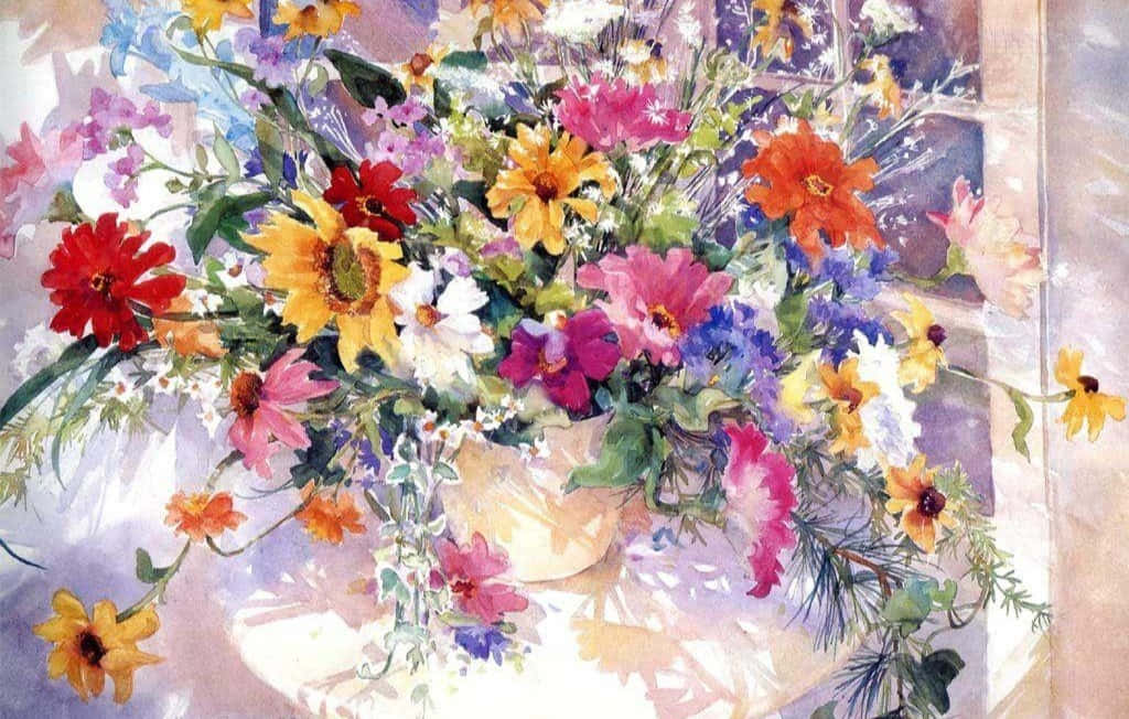 水彩 桌布 壁紙 — 一束充滿活力的水彩花束，包含紅色、黃色、粉紅色和紫色的花朵，從陽光照射的窗戶附近的花瓶中溢出。