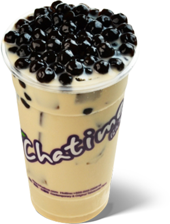 茶 桌布 壁紙 — 一杯 creamy 的 Chatime 珍珠奶茶，配上光滑的黑珍珠，裝在透明塑膠杯中。