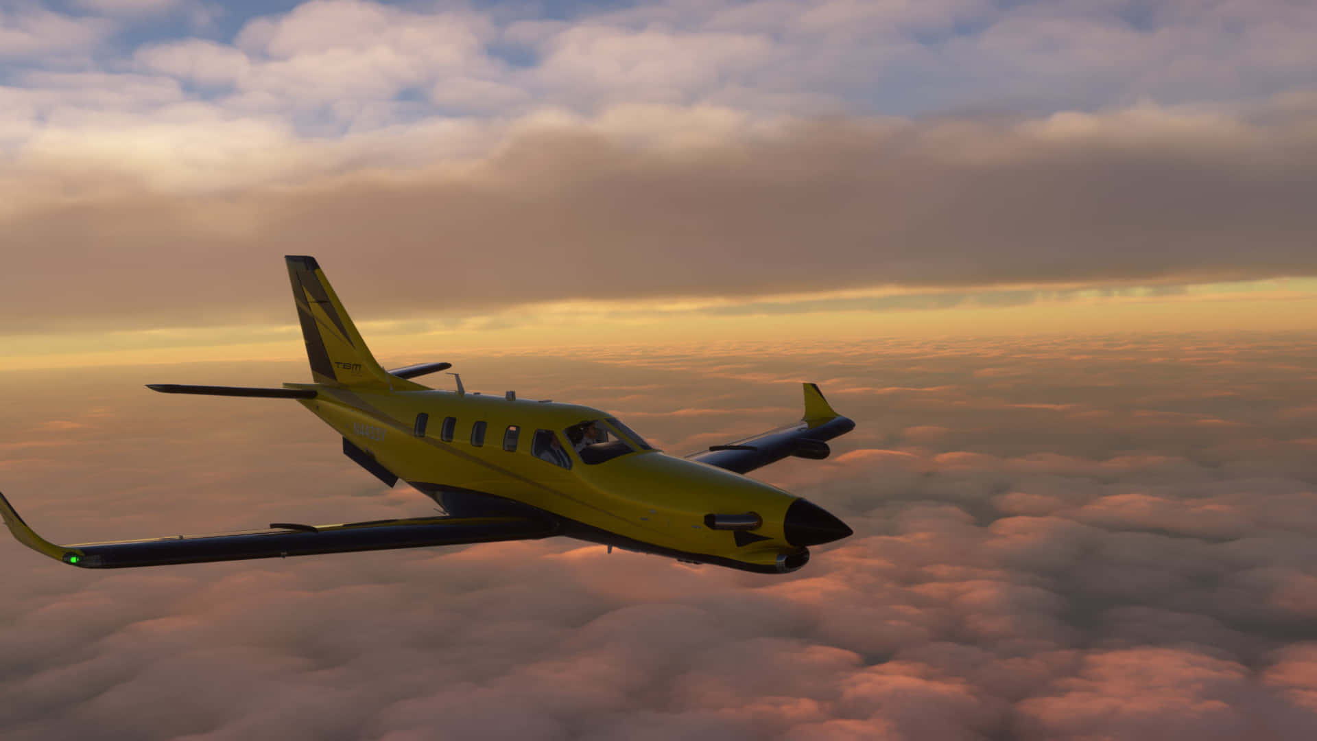 1920x1080 Microsoft Flight Simulator 桌布 壁紙 — 一架亮黃色單引擎飛機在沐浴著金色夕陽色調的雲海之上翱翔。
