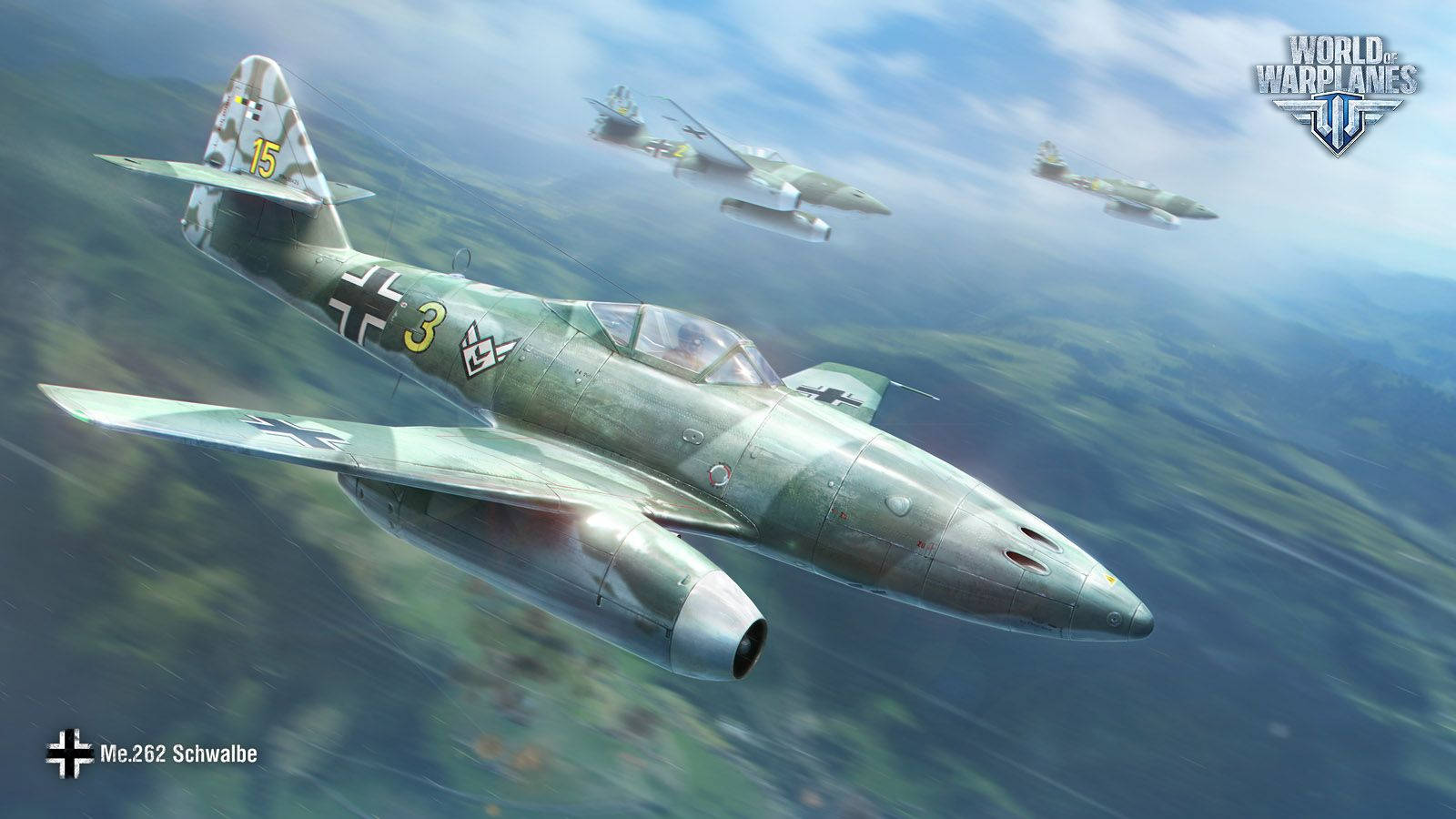 山脈 桌布 壁紙 — 一架德國 Me 262 噴射戰鬥機在翠綠森林上空翱翔，另外兩架飛機在晴朗藍天下以編隊尾隨。