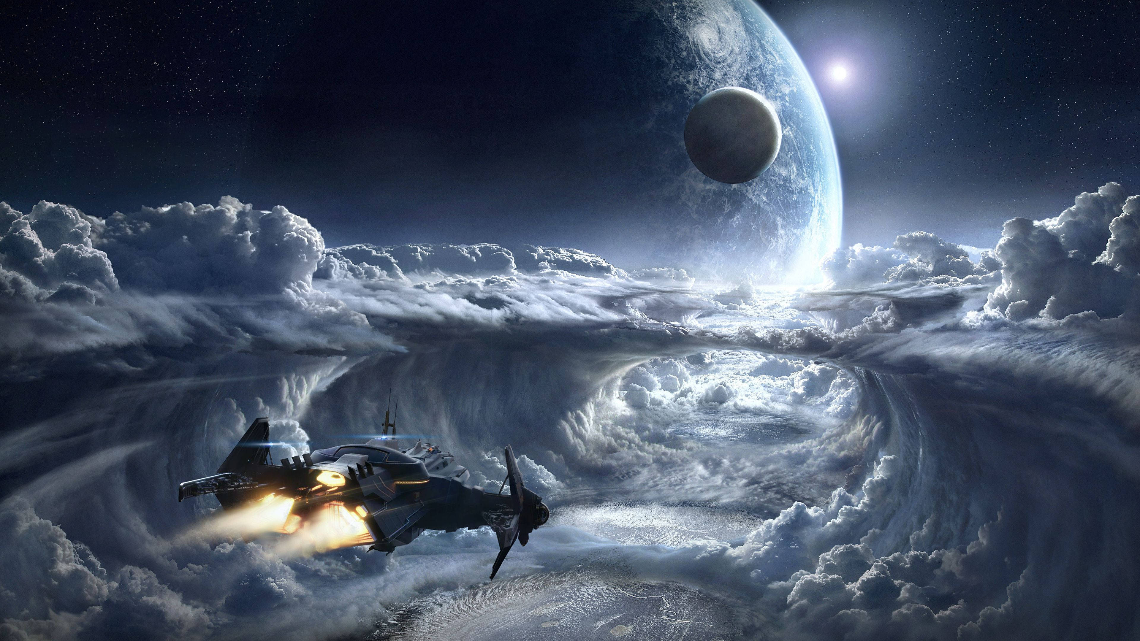 太空 桌布 壁紙 — 一架未來戰機在巨大藍色行星和月球下，穿過漩渦狀雲層，翱翔於繁星點點的宇宙天空。