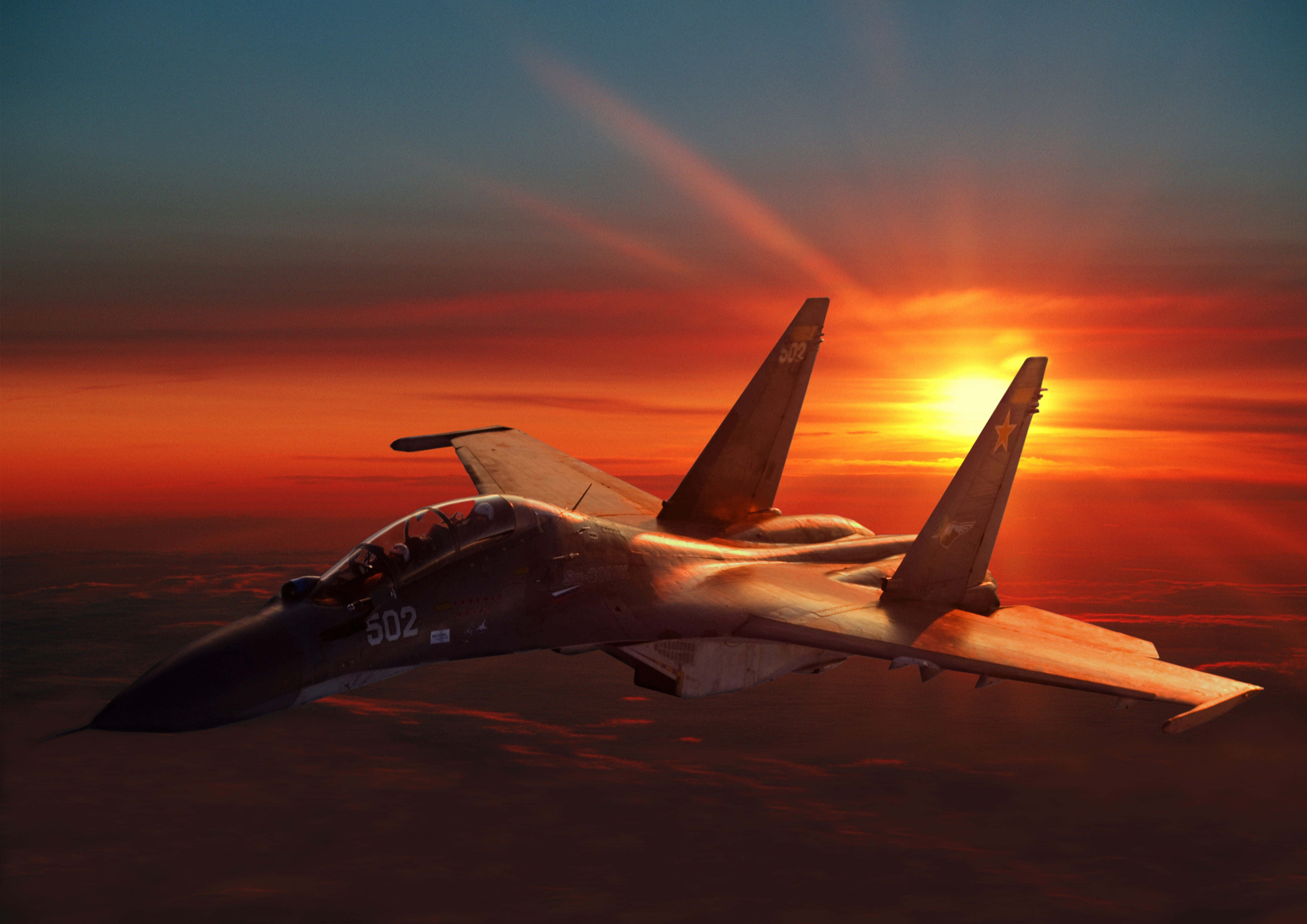 4K Military 桌布 壁紙 — 一架流線型戰鬥機在熾熱的日落天空中翱翔，金色光芒從背後迸發而出。