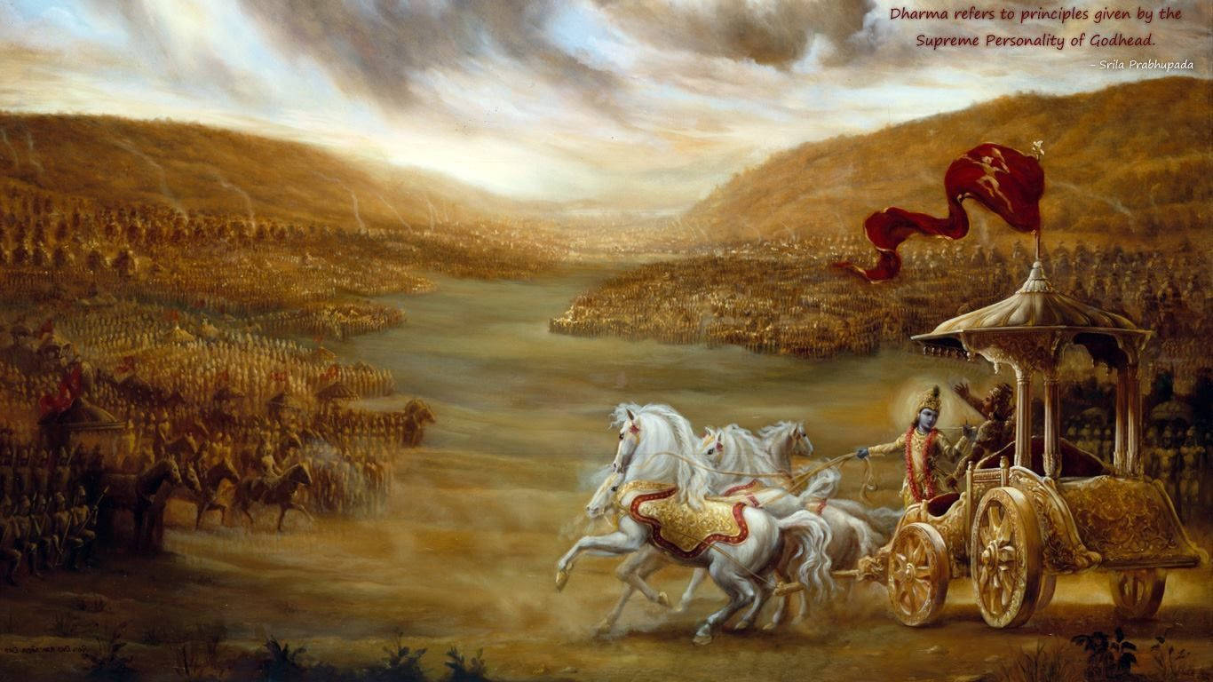 Indian 桌布 壁紙 — 一架由四匹白馬拉動的雄偉戰車，在戲劇性的天空下，越過河岸兩旁佈滿軍隊的戰場。