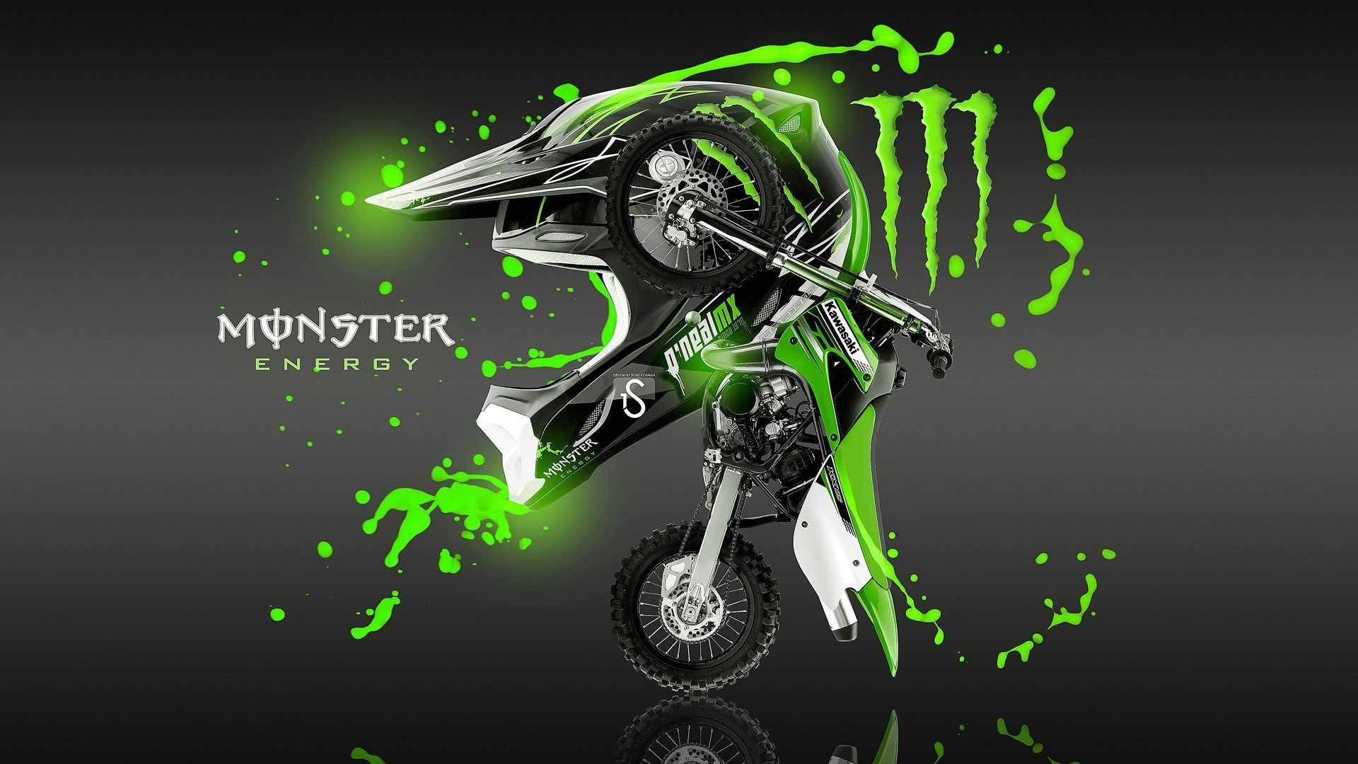 綠色和黑色的越野摩托車，帶有Monster Energy標誌和飛濺，表演特技。