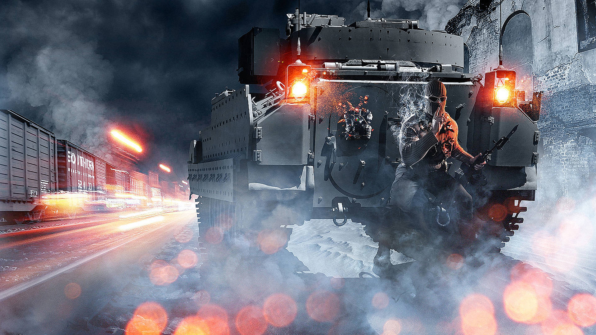 桌布 壁紙 — 一架重型裝甲軍車帶有橙色發光燈光，在夜晚煙霧瀰漫的城市街道上行駛，模糊的火車燈光掠過。