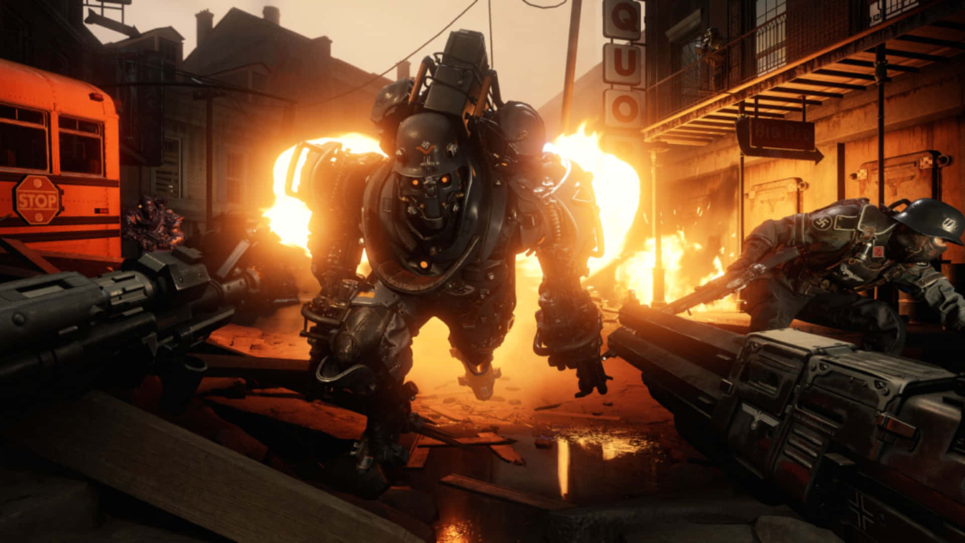 Wolfenstein Ii 桌布 壁紙 — 一架高聳的裝甲機甲，散發著橙色光芒的眼睛，衝過燃燒的城市街道，士兵們從掩體後開火射擊。