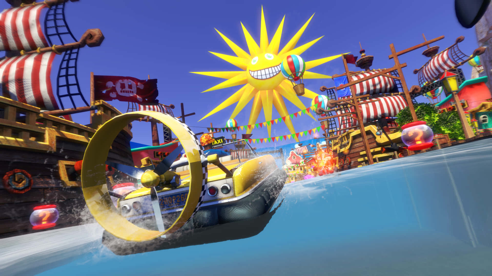 Sonic And All-stars Racing Transformed 桌布 壁紙 — 一架黃色氣墊船在充滿活力的海盜主題水域中飛馳，背景有微笑的太陽和條紋船隻。