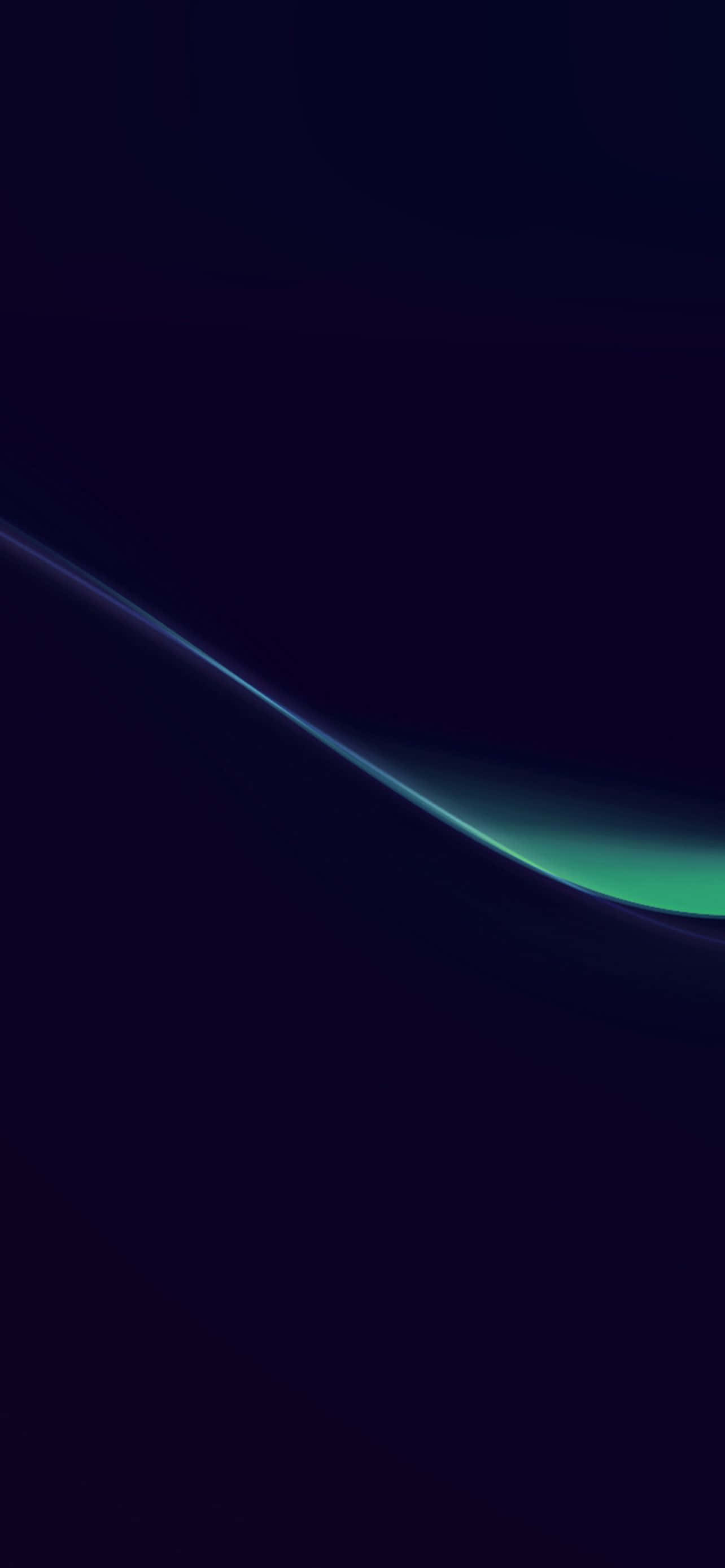 Blue iPhone 桌布 壁紙 — 一條光滑發光的青綠色和藍色曲線，像數位波浪一樣掃過深紫色的虛空。