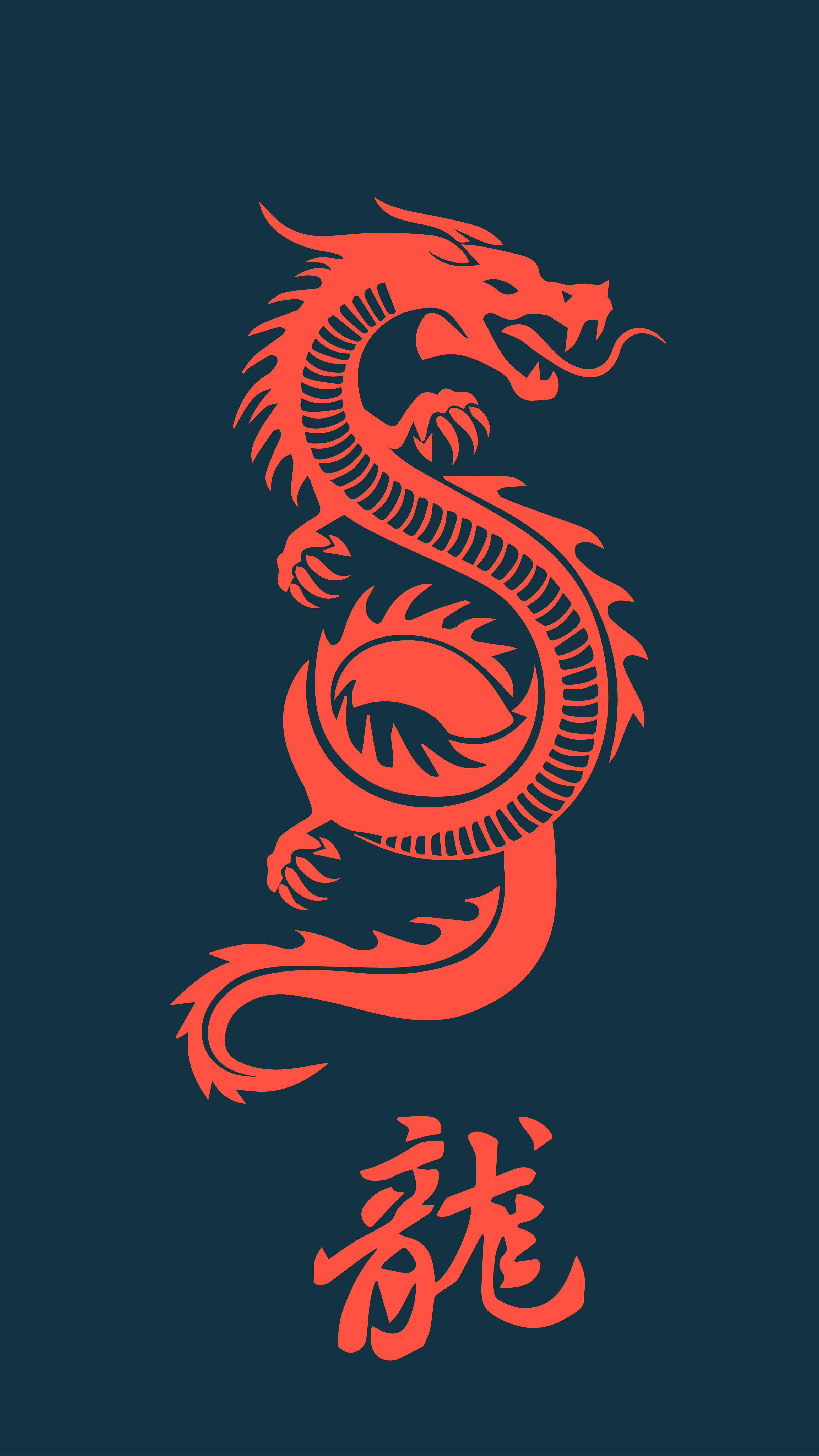 Japanese Dragon Tattoo 桌布 壁紙 — 一條大膽的紅色風格化中國龍垂直盤繞在深藍綠色背景上，下方有匹配的紅色漢字。