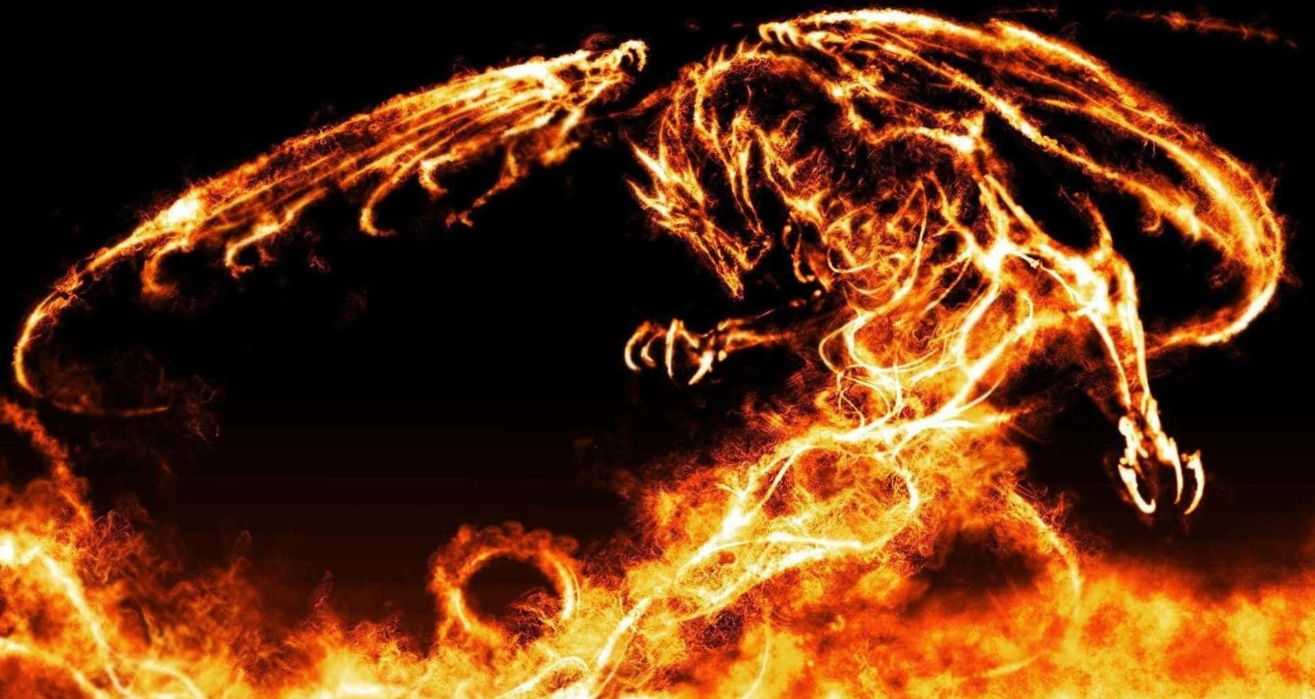 Cool Fire 桌布 壁紙 — 一條由發光橙色和黃色火焰組成的火龍，在帶有旋轉餘燼的黑色背景上咆哮。