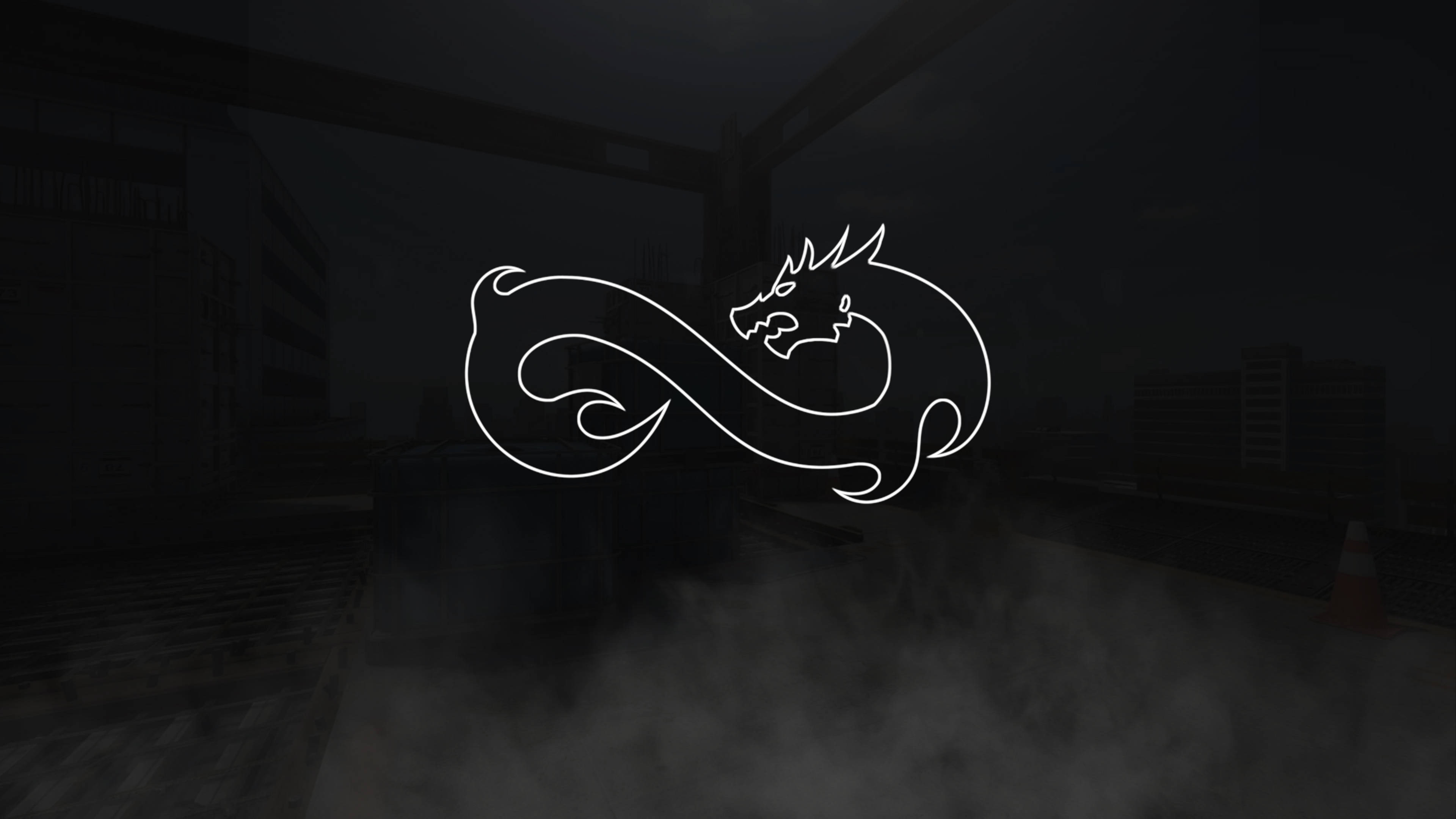 Cs Go 桌布 壁紙 — 一條發光的白色線條藝術龍盤旋成無限符號，在夜晚籠罩著霧氣的城市屋頂上盤旋。