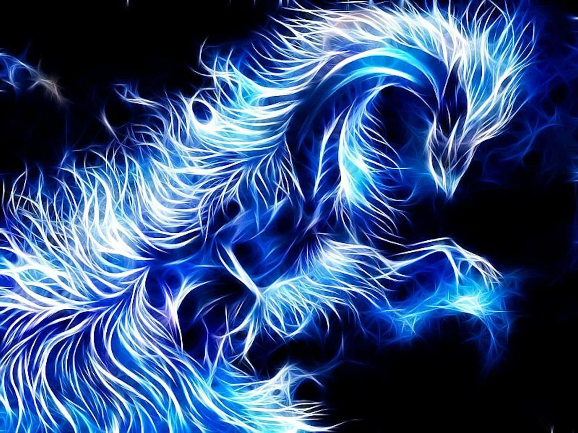 桌布 壁紙 — 一條發光的藍色電龍，帶有火焰般的觸手，在黑暗虛空中動態盤繞。