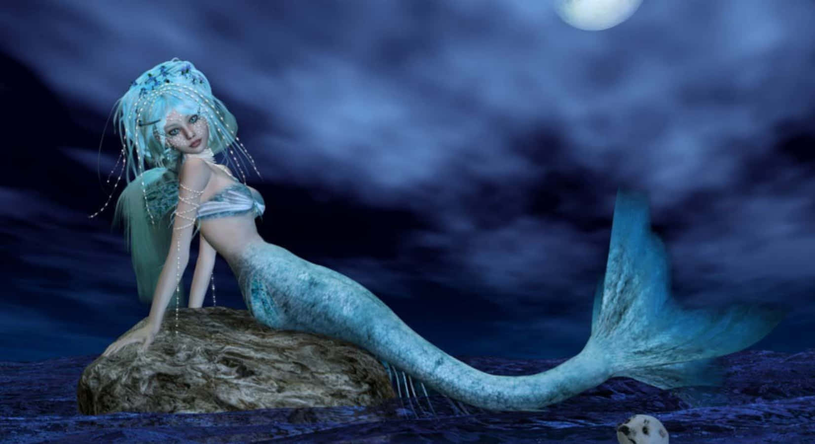 Mermaids 桌布 壁紙 — 一條藍色美人魚，長髮飄逸，在黑暗的海洋場景中，滿月下躺在岩石上休息。
