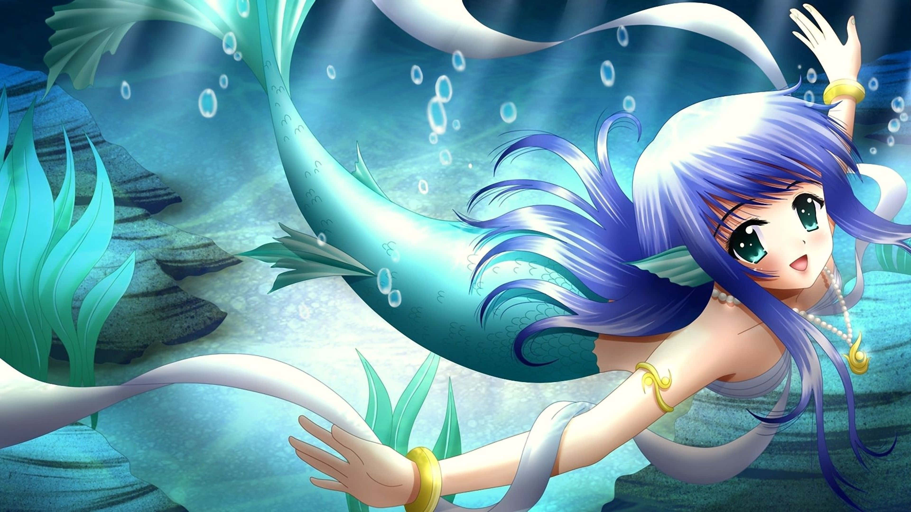 美人魚 桌布 壁紙 — 一條開心的動畫美人魚，擁有藍色頭髮和尾巴，在發光的綠色海藻和上升的氣泡中優雅地在水下游泳。
