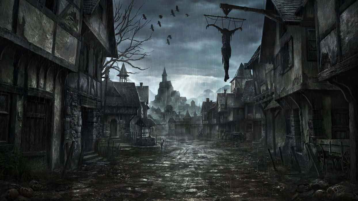 Spooky Art 桌布 壁紙 — 一條陰沉的中世紀村莊街道，在暴風雨的天空下，掛著一具屍體，烏鴉在頭頂飛翔。