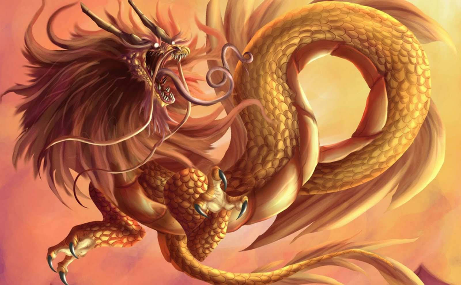 Mythical 桌布 壁紙 — 一條雄偉的金龍，擁有火焰般的鬃毛和鱗片，在溫暖發光的背景上動態盤繞。