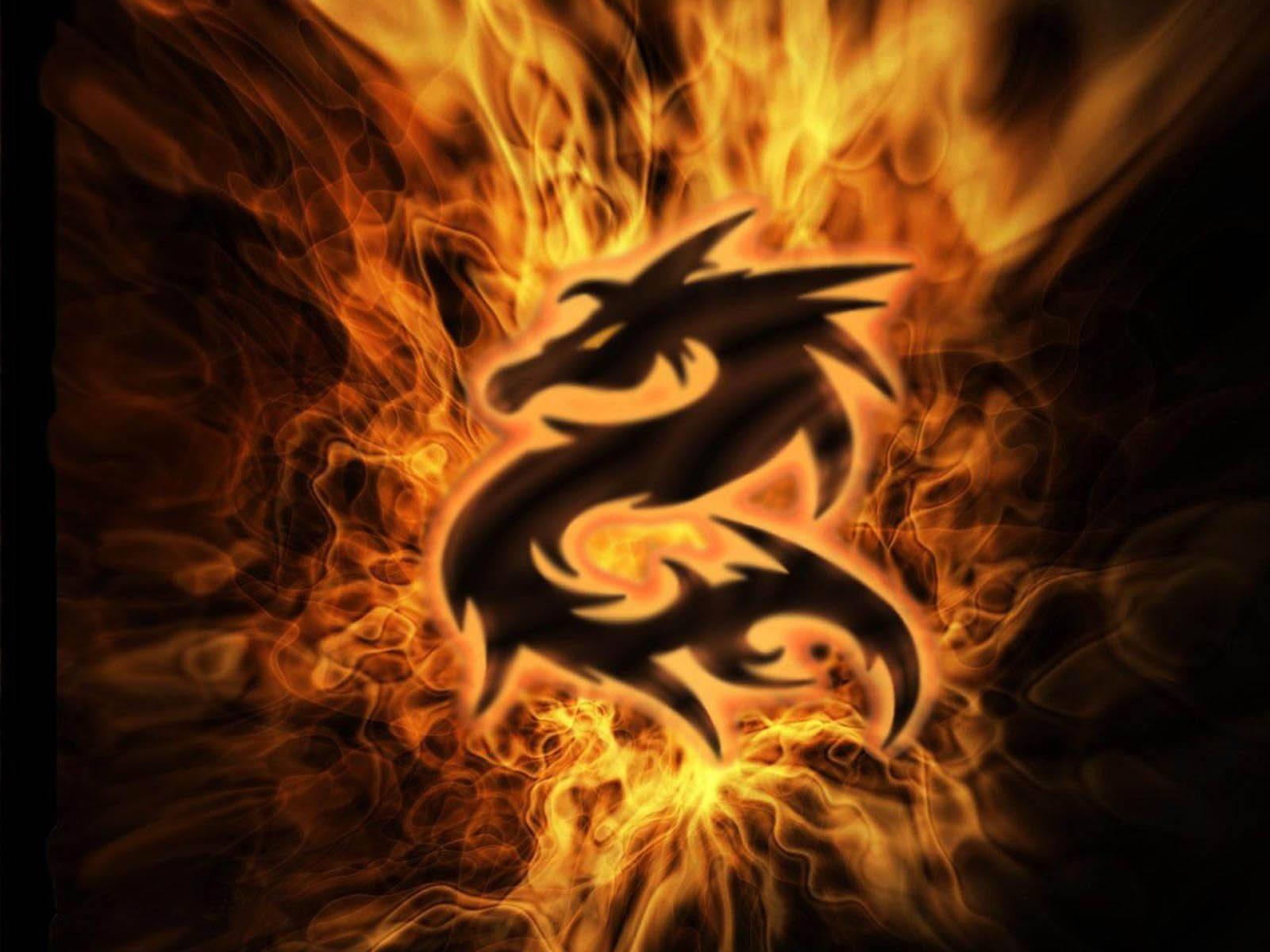 Flames 桌布 壁紙 — 一條風格化的黑色龍剪影從旋轉的橙色和黃色火焰中浮現，背景為深色。