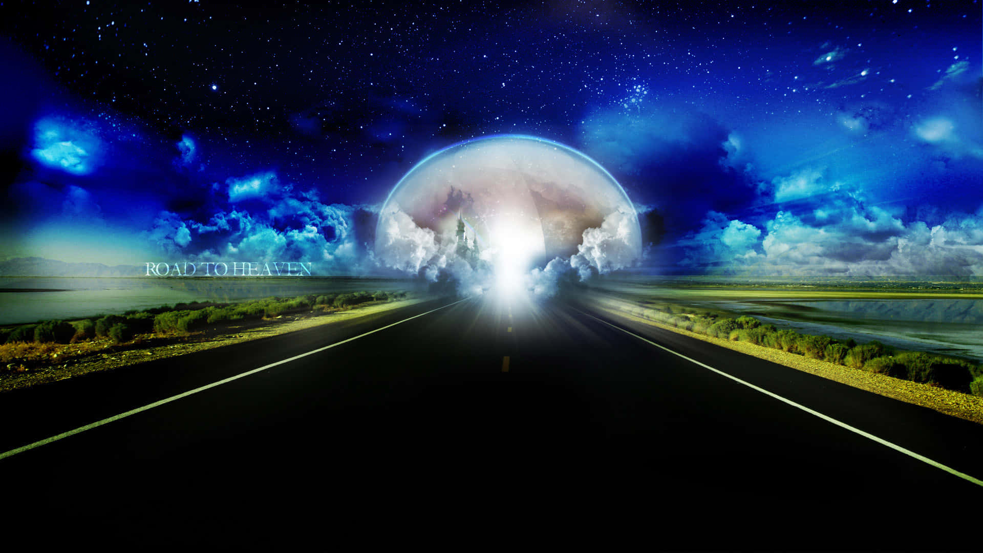 Heavenly 桌布 壁紙 — 一條黑暗的道路伸向一個在佈滿雲層的星空藍天中發光的天體球體。