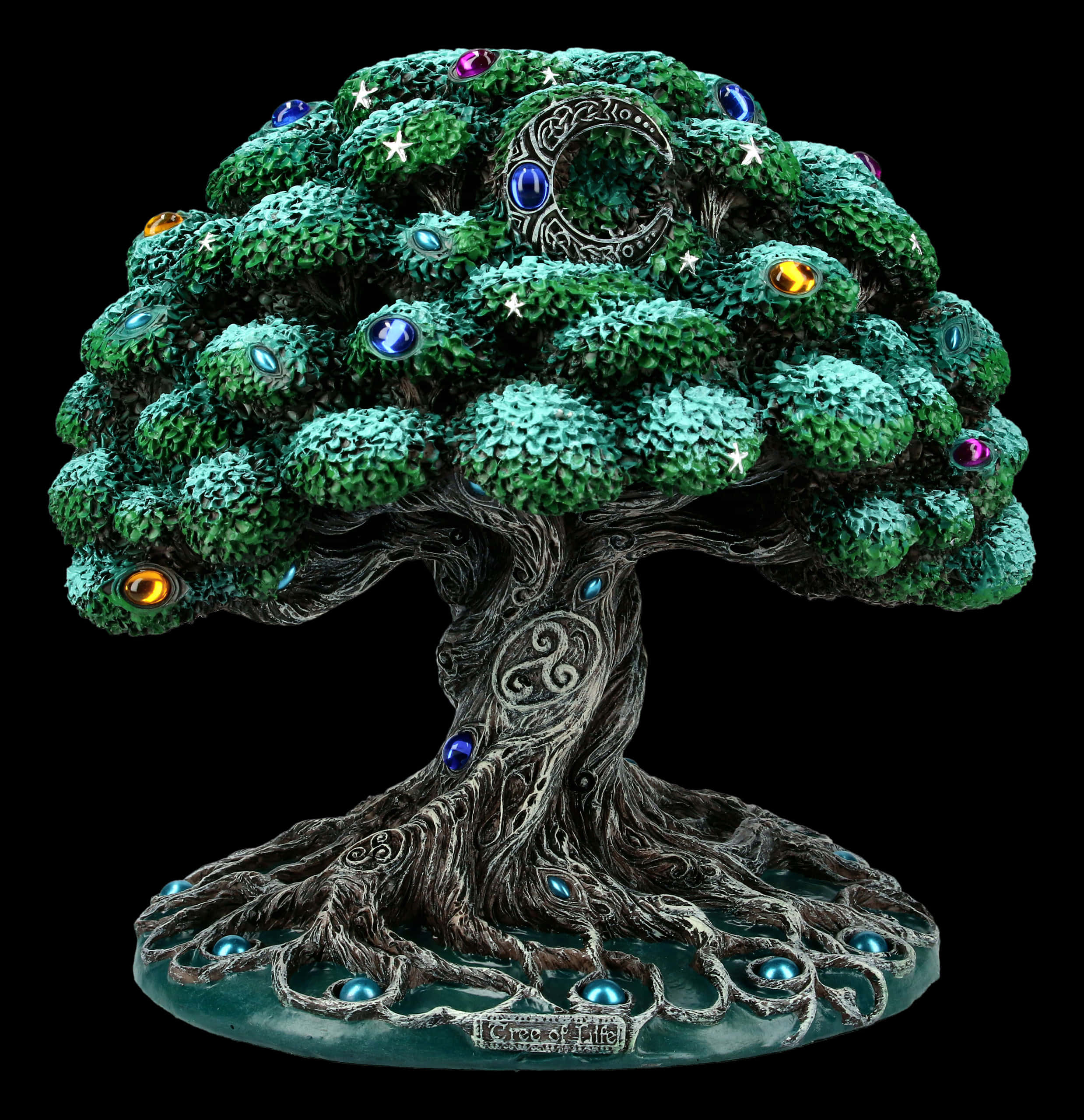 Tree Of Life 桌布 壁紙 — 一棵神秘的樹木雕塑，擁有翡翠般的葉子，樹枝和樹根中鑲嵌著發光的寶石，背景為黑色。