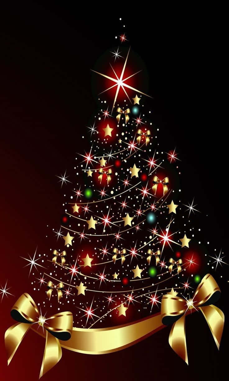 Christmas Cell Phone 桌布 壁紙 — 一棵閃耀的聖誕樹，裝飾著金色蝴蝶結、星星和色彩繽紛的飾品，在深紅和黑色漸變背景上閃閃發光。