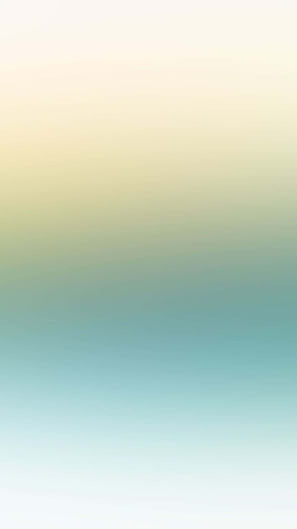 Spring Pastel 桌布 壁紙 — 一款寧靜的漸變壁紙，從溫暖的黃色過渡到清涼的青色，帶有柔和模糊的邊緣。