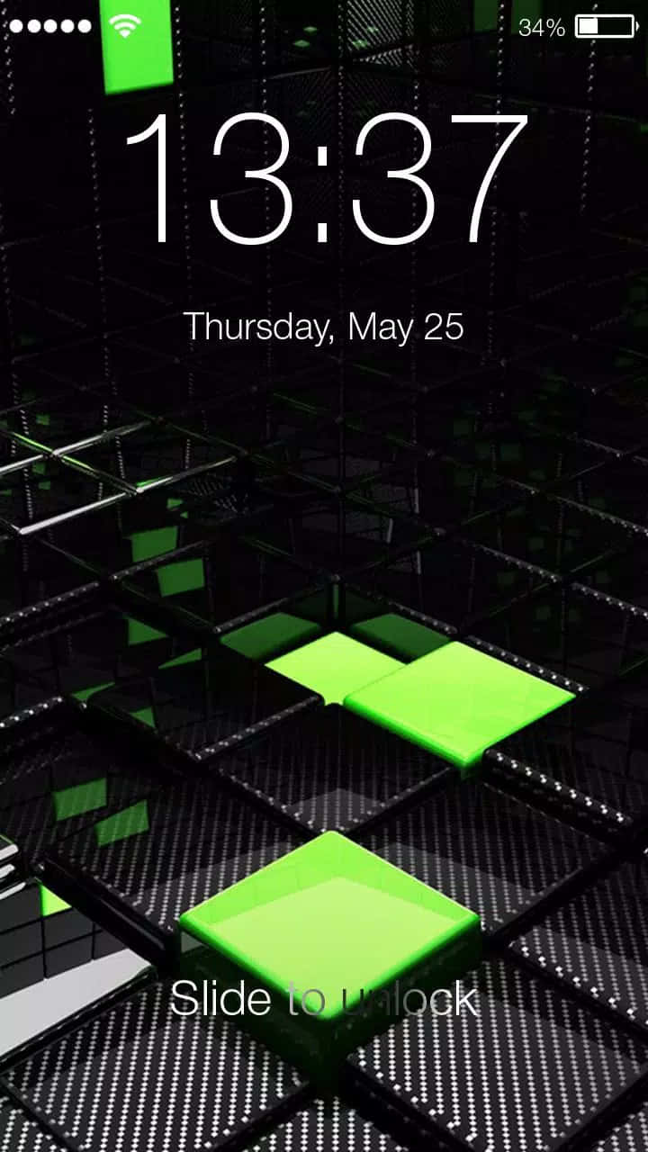 Tricky Lock Screen 桌布 壁紙 — 一款數位桌布，在黑色碳纖維網格上帶有發光的綠色方塊和手機鎖定畫面元素。
