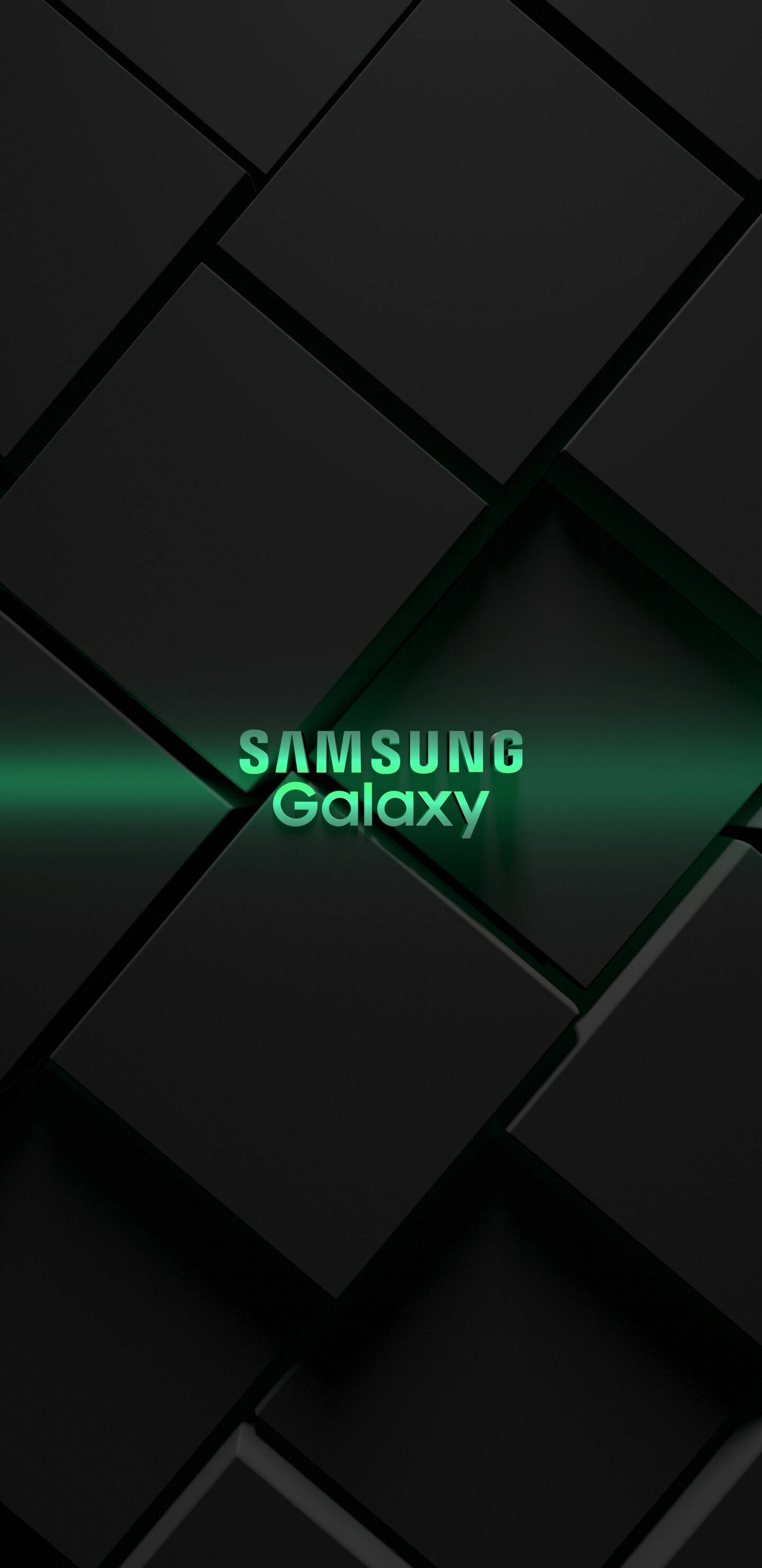 銀河 桌布 壁紙 — 一款時尚的黑色幾何壁紙，中央帶有發光的綠色Samsung Galaxy文字，位於3D立方體圖案上。