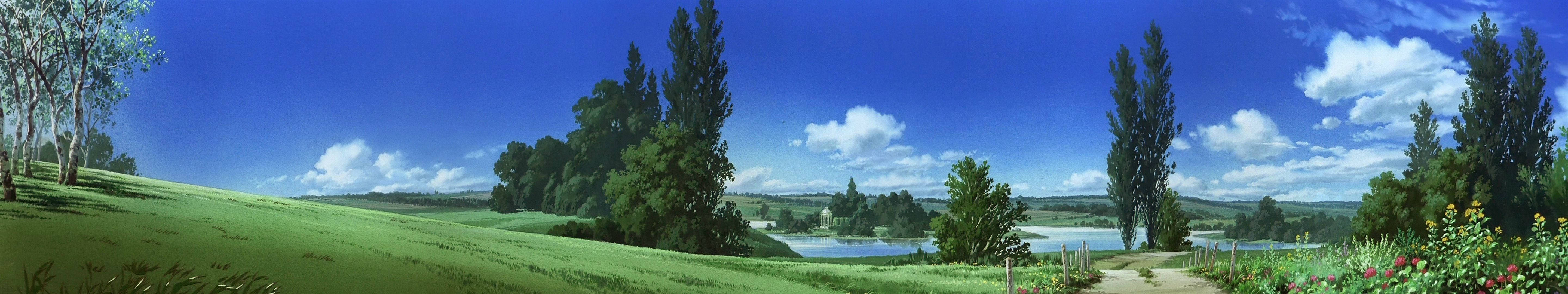 風景 桌布 壁紙 — 一片寧靜的全景視野，展現翠綠的草地、高大的樹木和寧靜的湖泊，上方是明亮的藍天和蓬鬆的白雲。