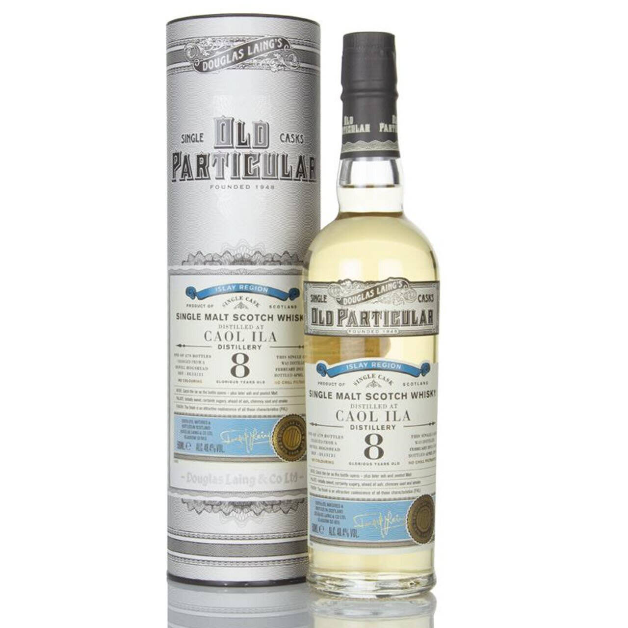 alcohol 桌布 壁紙 — 一瓶Old Particular單一麥芽蘇格蘭威士忌及其圓柱形管並排立在反光的白色表面上。