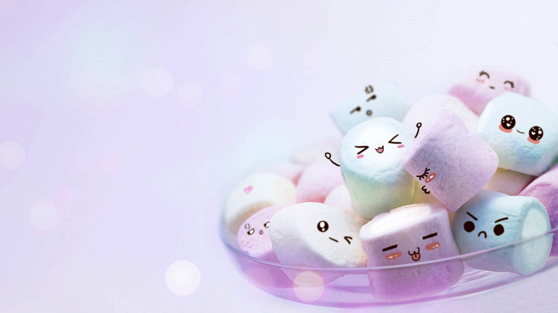 一碗帶有卡通臉孔的棉花糖，放在柔和的紫色背景上。 — Squishmallows 壁紙