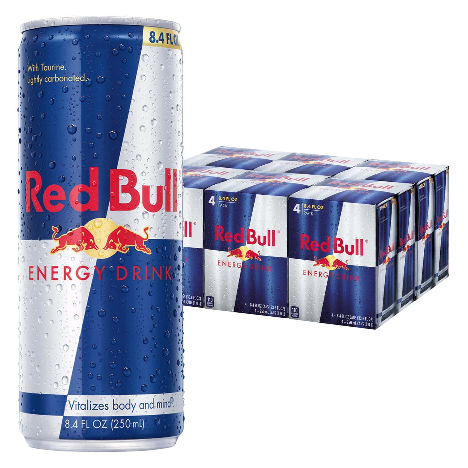 紅牛 桌布 壁紙 — 一罐冰涼的Red Bull能量飲料罐，帶有冷凝水，旁邊放著四罐裝的盒子，背景是潔淨的白色。