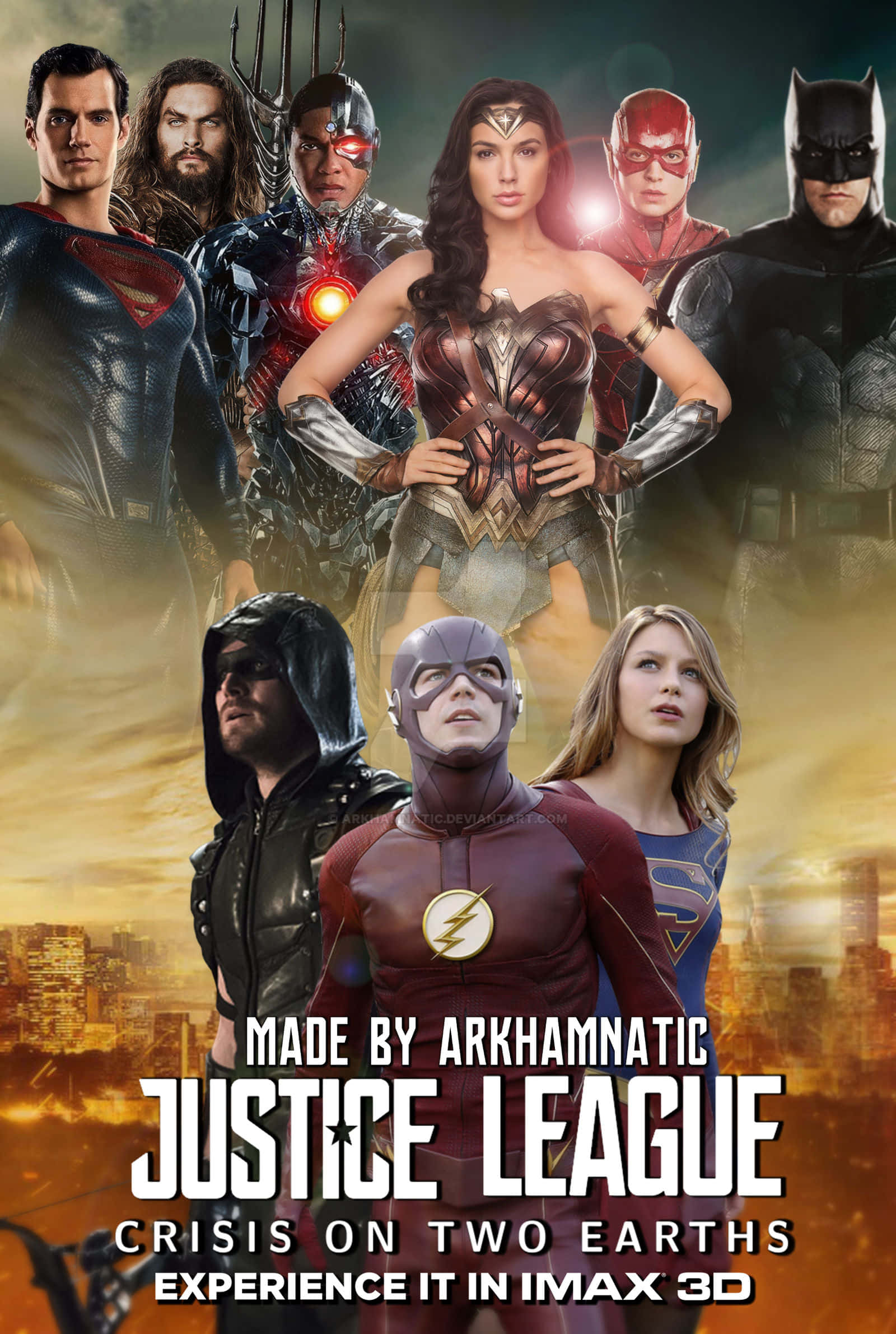 Justice League Crisis On Two Earths 桌布 壁紙 — 一群充滿活力的超級英雄，包括神力女超人、超人和蝙蝠俠，英勇地站在火熱的城市背景下。