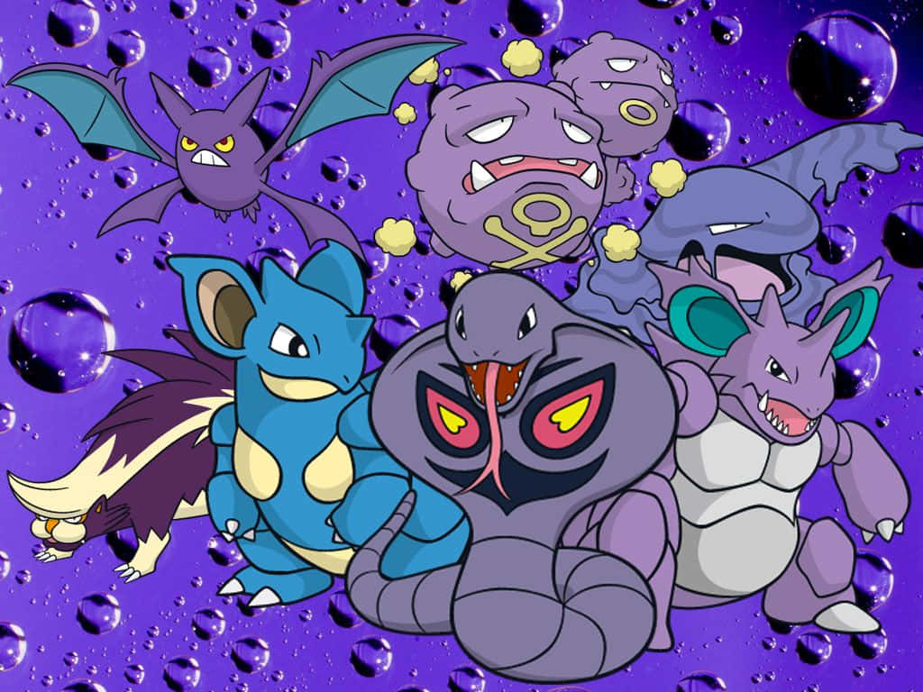 Ghost Pokemon 桌布 壁紙 — 一群帶有發光眼睛和尖銳牙齒的可怕寶可夢出現在深紫色背景上一個被氣泡覆蓋的表面後面。
