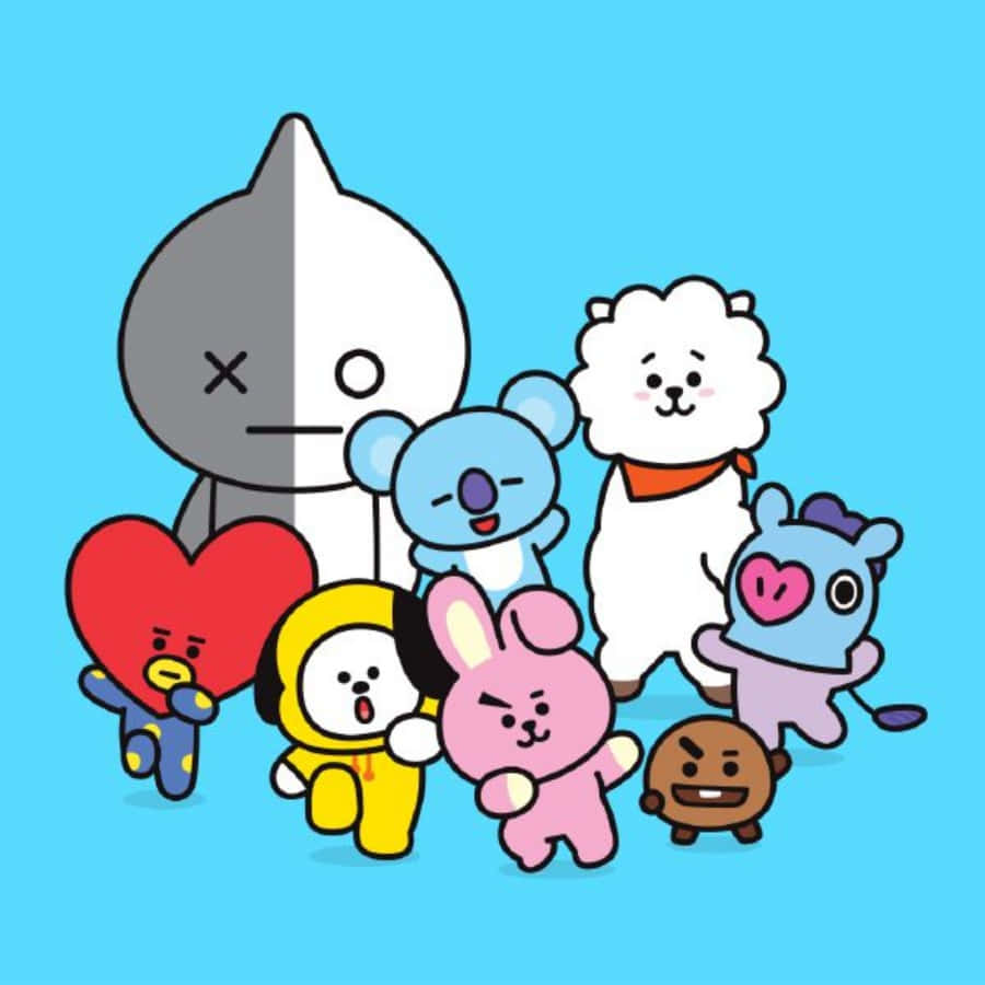 BT21 桌布 壁紙 — 一群色彩繽紛的卡通角色，帶著各自獨特的表情和服裝，站在純藍色背景前。